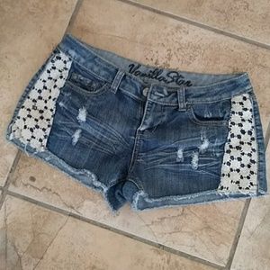Vanilla Star Shorts